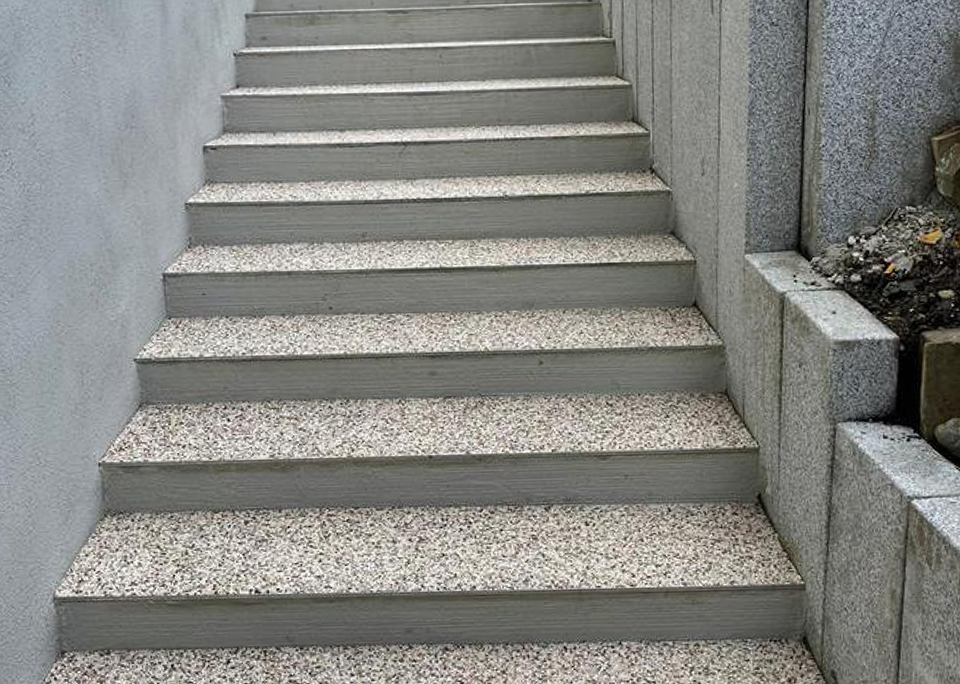 Steinteppich als Treppe